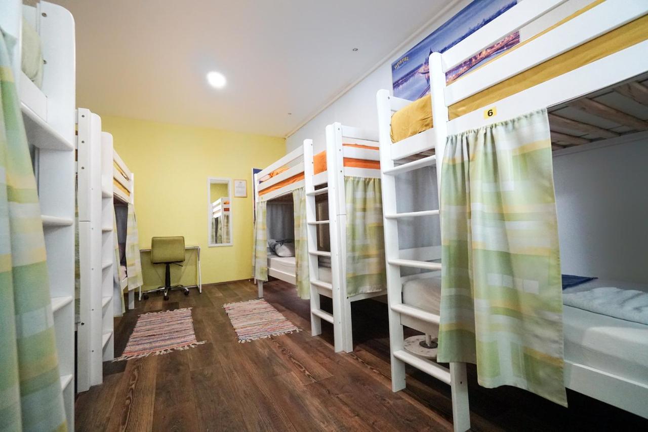 Oasis hostel Split Buitenkant foto