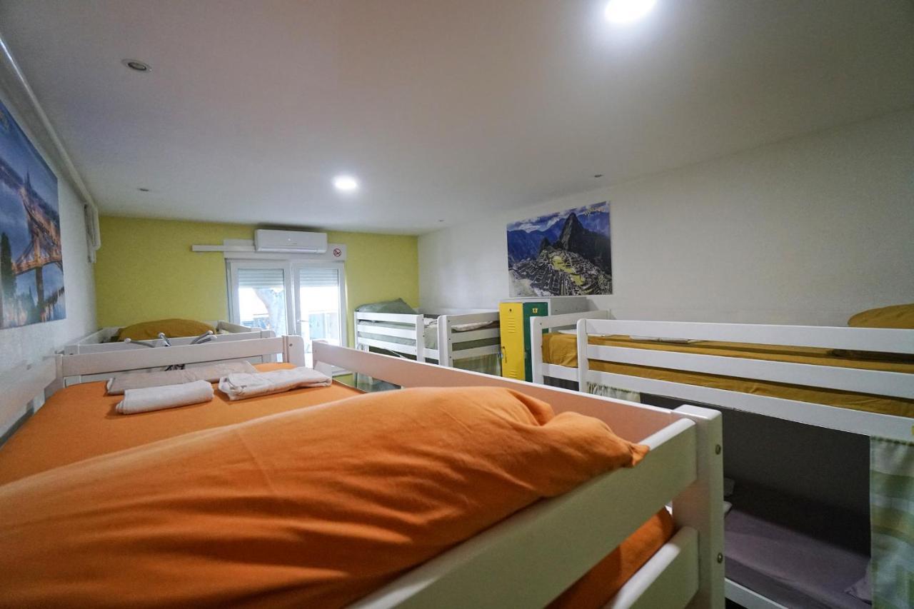 Oasis hostel Split Buitenkant foto
